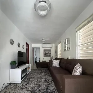 https://casa-espaciosa-juana-diaz-pr-6-personas.top-hotels-puertorico.com